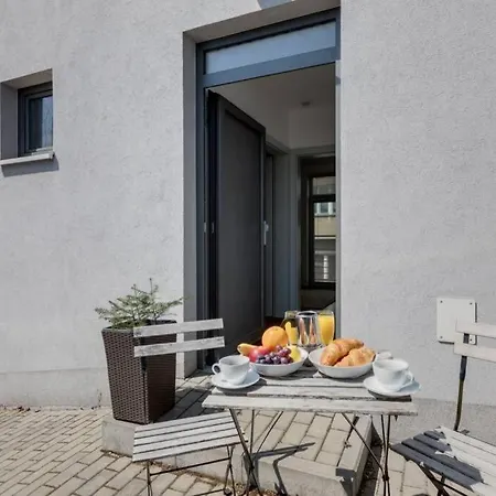Jt's Fricova Str. Apartment Prag